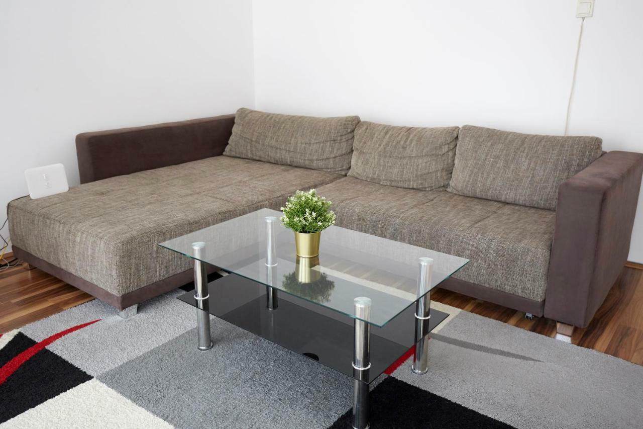 Optimum Home Pecs Luaran gambar